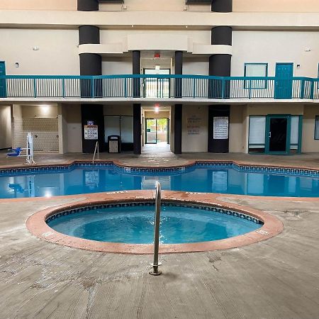 Studio 6 Savannah, Ga- Gateway & I-95 ジョージタウン エクステリア 写真