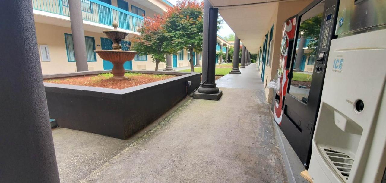 Studio 6 Savannah, Ga- Gateway & I-95 ジョージタウン エクステリア 写真